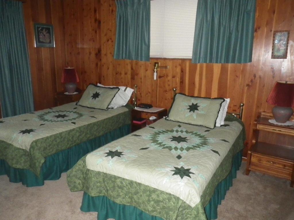 Beach Estates Inn Bed And Breakfast 나나이모 객실 사진