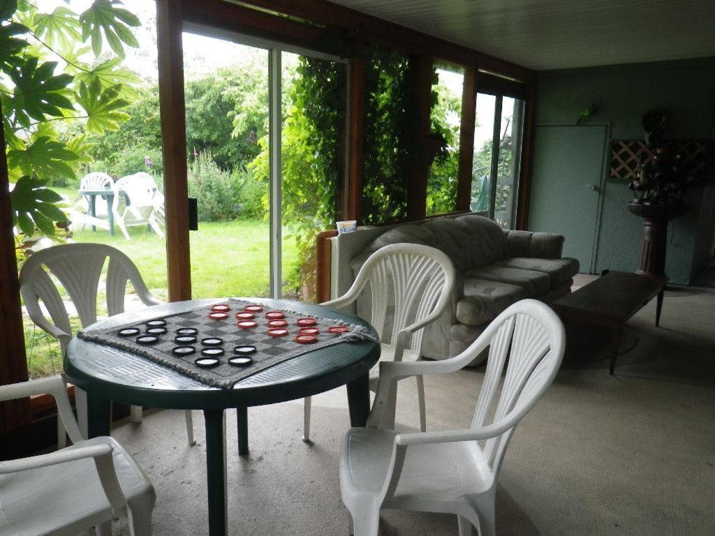 Beach Estates Inn Bed And Breakfast 나나이모 외부 사진