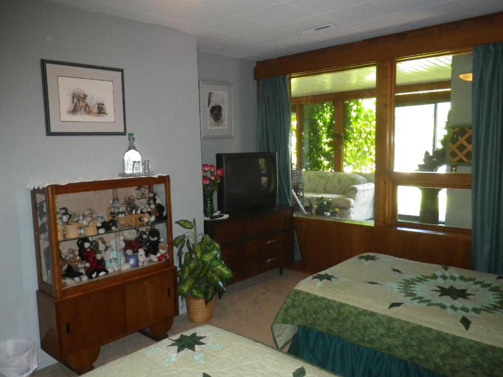 Beach Estates Inn Bed And Breakfast 나나이모 객실 사진